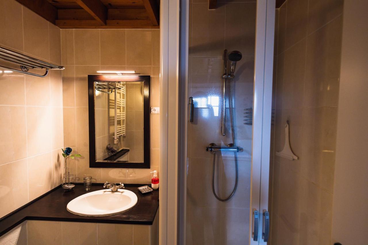 Maison D'Hote La Grange Aux Ayres Olloix エクステリア 写真
