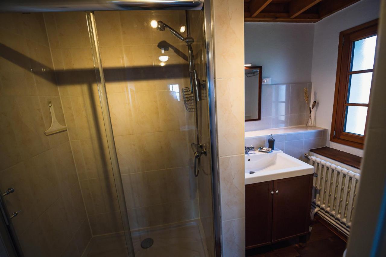 Maison D'Hote La Grange Aux Ayres Olloix エクステリア 写真