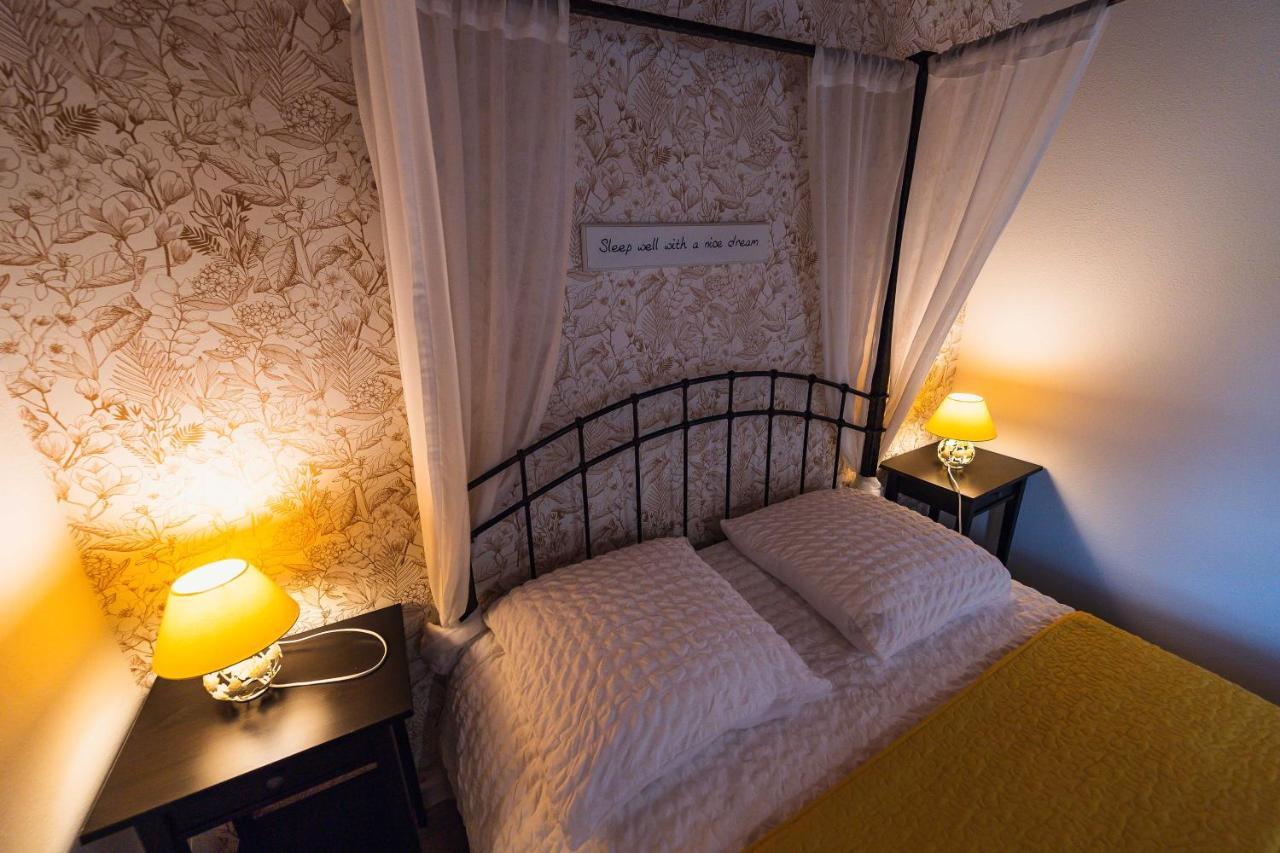 Maison D'Hote La Grange Aux Ayres Olloix エクステリア 写真